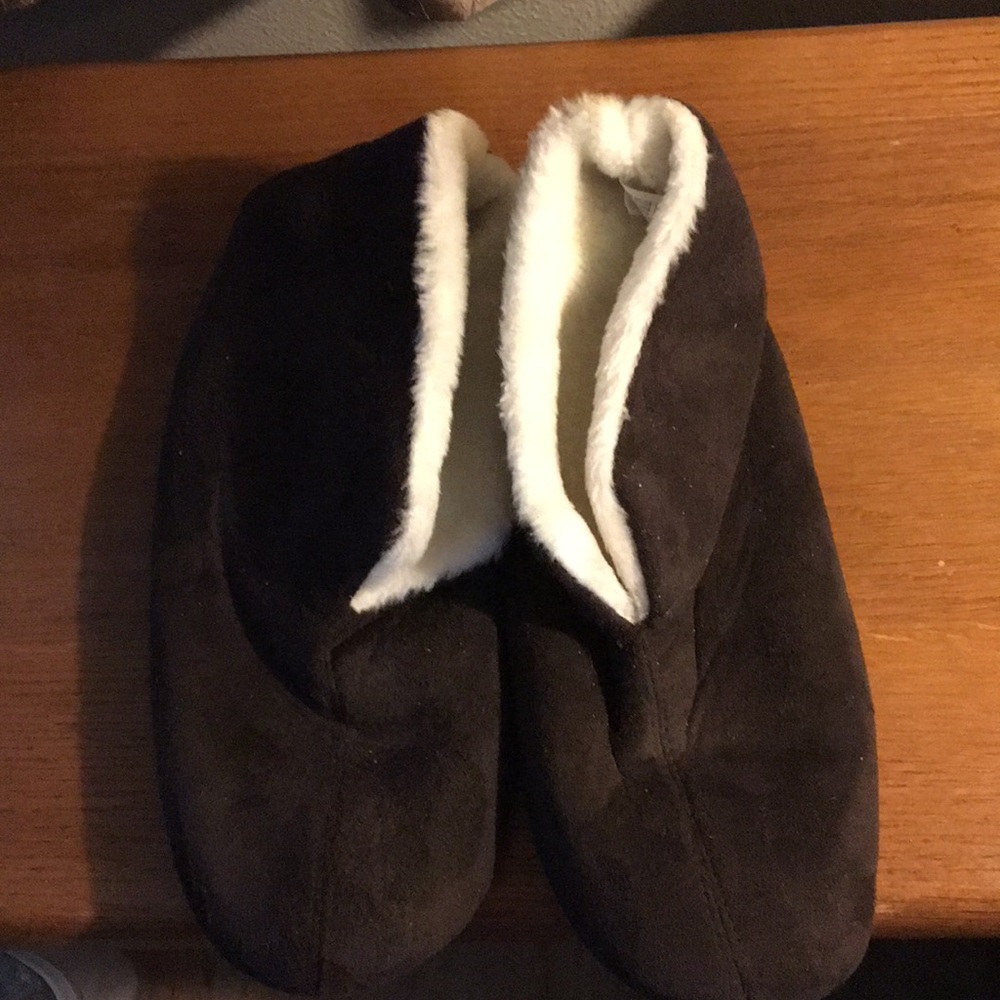 Brown Slippers Women’s Size XL